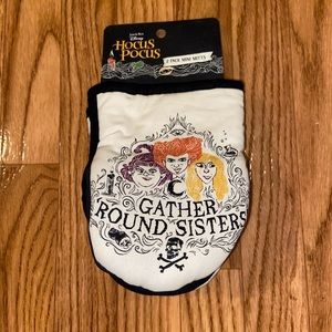 🎉ON SALE🎉⚡️Hocus Pocus Sanderson Sisters 2PK of Mini Mitts⚡️